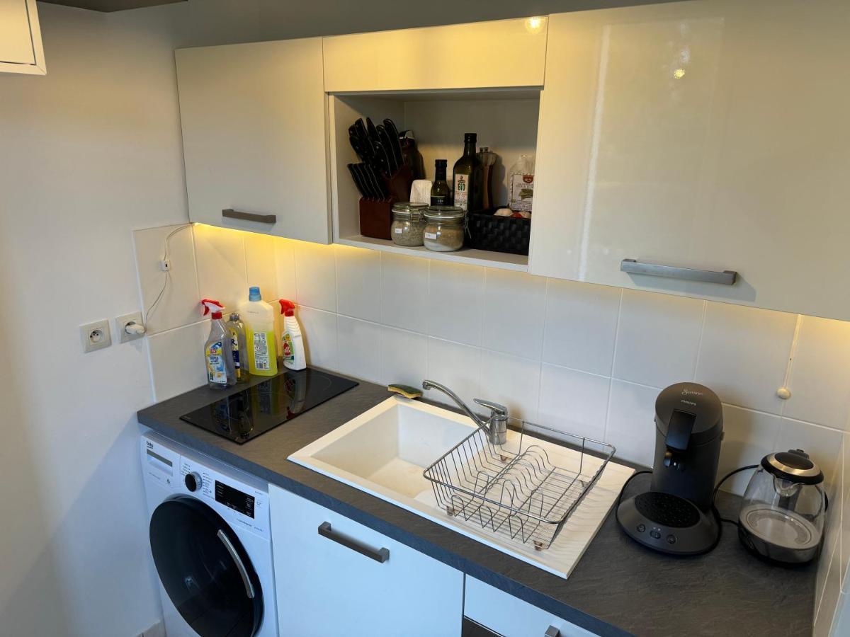 Appartement Centre Avec Balcon Parking Prive 올리언스 외부 사진